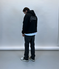 Load image into Gallery viewer, BADGE HOODIE - BLACK
